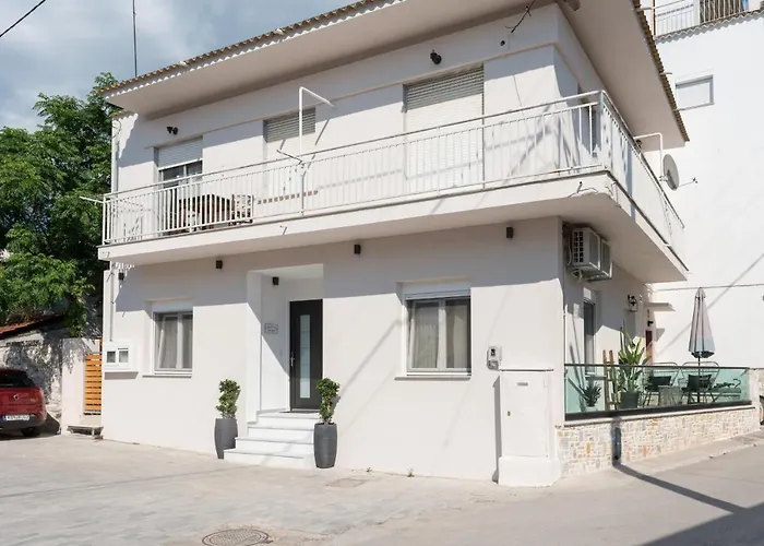 Iliana & Sarra 2 公寓 *